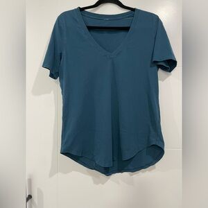 Lululemon v neck t shirt size 8